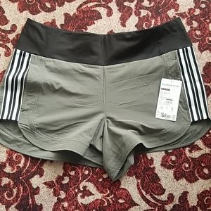 Athleta Ascender Short size 16